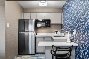 3 Palms Tucson North Foothills Hotel With Full Kitchen in Tucson