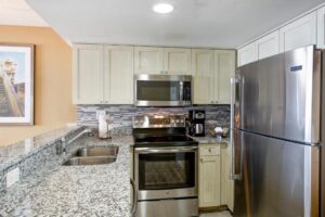 Boardwalk Resort and Villas Hotel With Full Kitchen in 
