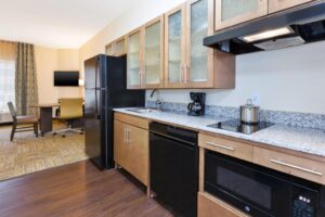 Candlewood Suites Louisville - NE Downtown Area by IHG Hotel With Full Kitchen in 