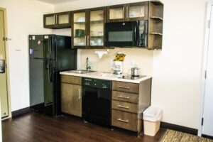 Candlewood Suites Overland Park W 135th St by IHG Hotel With Full Kitchen in 
