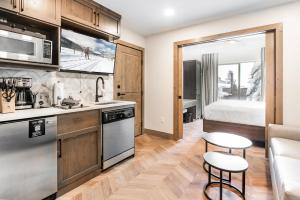 Canyons Village Condos by All Seasons Resort Lodging Hotel With Full Kitchen in 