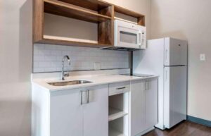 Extended Stay America Premier Suites - Tampa - Fairgrounds Hotel With Full Kitchen in Tampa