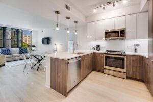 Global Luxury Suites at Capitol Hill Hotel With Full Kitchen in 