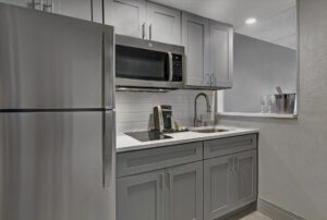 Holiday Inn Philadelphia-Cherry Hill by IHG Hotel With Full Kitchen in 