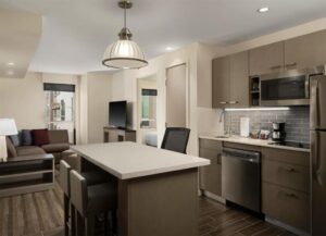 Hyatt House LA - University Medical Center Hotel With Full Kitchen in Los Angeles