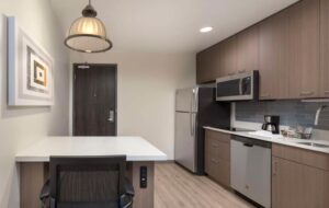 Hyatt House Portland/Beaverton Hotel With Full Kitchen in 
