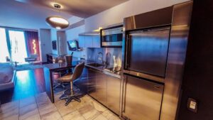 Luxury 53rd Flr Condo with Amazing Sunset View & Balcony NO ReFee at Palms Place Hotel With Full Kitchen in 
