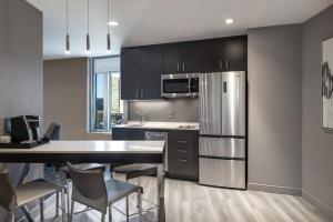 Residence Inn Boston Downtown/South End Hotel With Full Kitchen in 