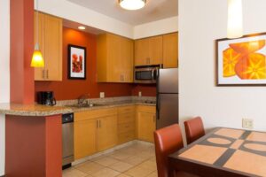Residence Inn Kansas City Airport Hotel With Full Kitchen in 