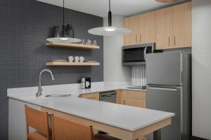 Residence Inn by Marriott Seattle Northgate Station Hotel With Full Kitchen in 