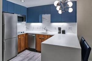 Residence Inn by Marriott Washington Downtown/Convention Center Hotel With Full Kitchen in 