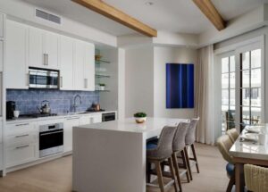 Shore House at The Del, LXR Hotels & Resorts Hotel With Full Kitchen in 