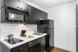 Sonesta Simply Suites Austin South Hotel With Full Kitchen in Austin