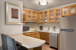 Staybridge Suites San Antonio Downtown Convention Center by IHG Hotel With Full Kitchen in 