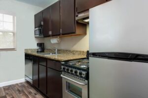 TownePlace Suites Savannah Midtown Hotel With Full Kitchen in 