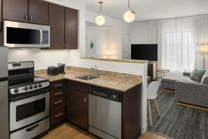 TownePlace Suites by Marriott Minneapolis near Mall of America Hotel With Full Kitchen in 
